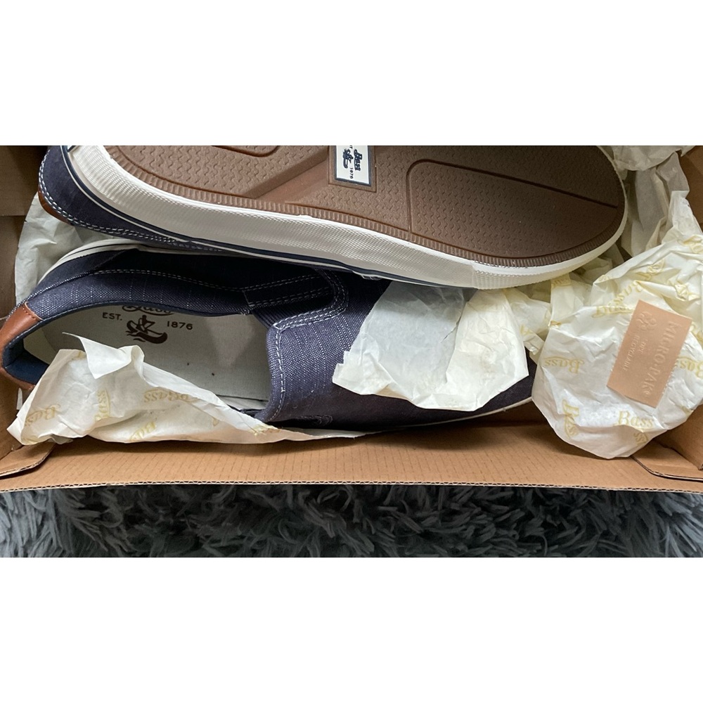 NIB Men Shoes